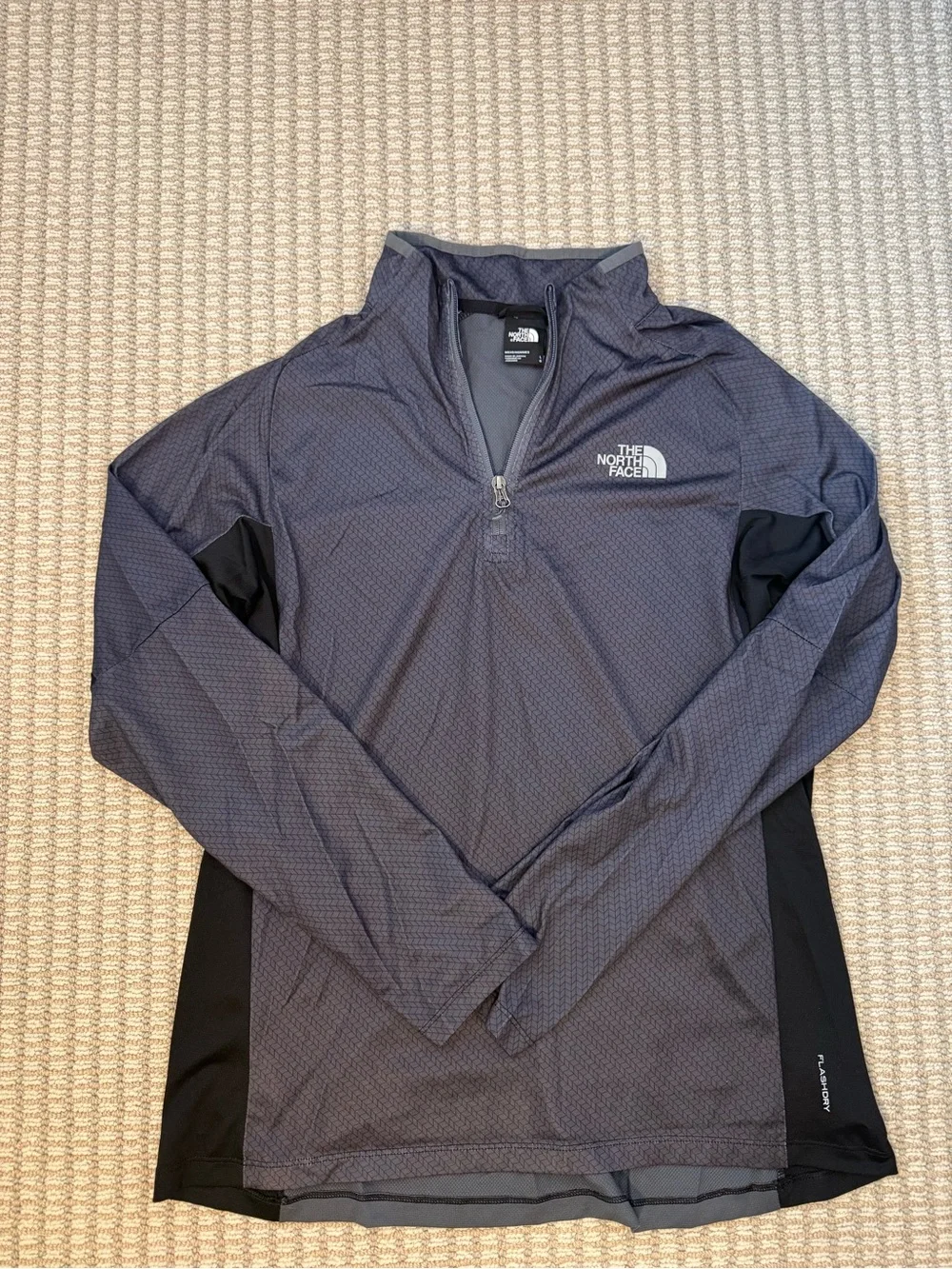 The North Face Men’s Charcoal Gray Half-Zip Pullover